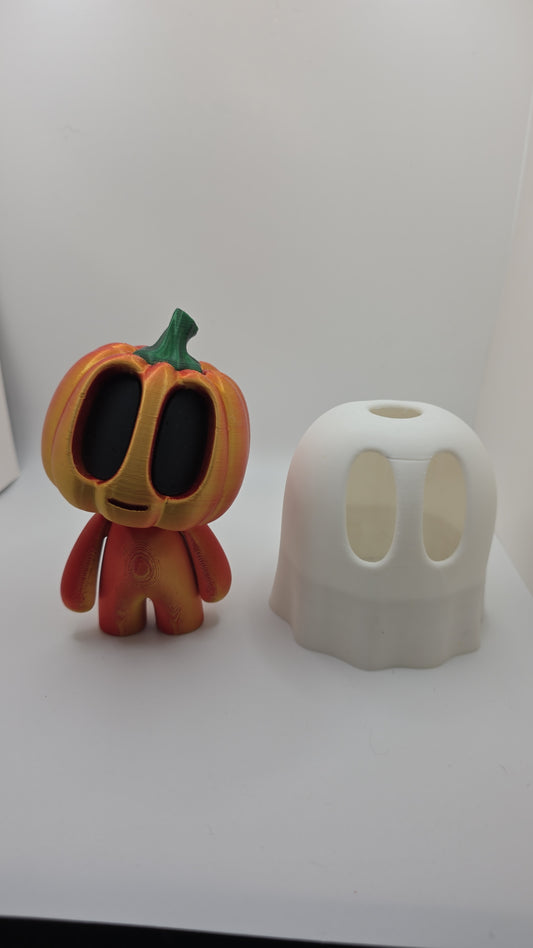 Spooky ghost jack-o'-lantern man
